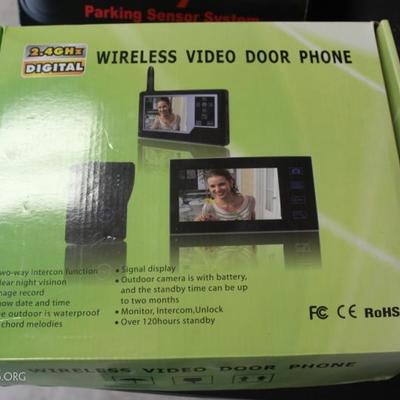 Wireless video door phone, new in box
