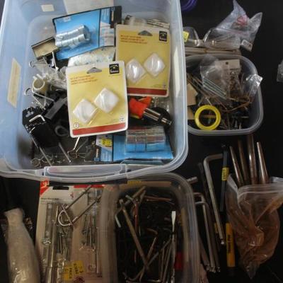 Box lot of miscellaneous tools
