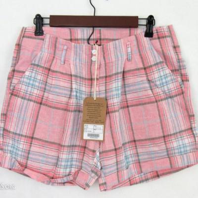 Women's Pink Plaid La Naturelle Shorts