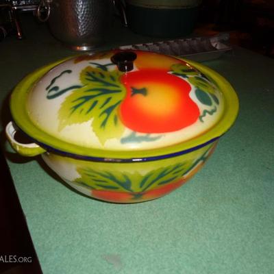Enamel lidded pot