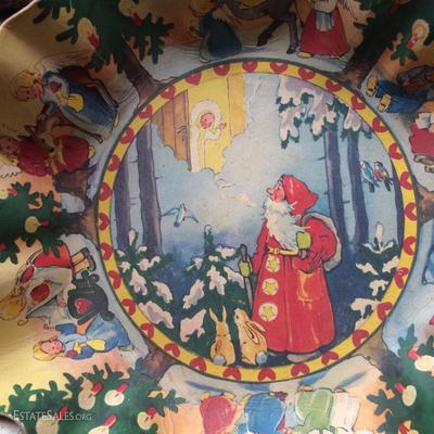 vintage German paper bowls with Christmas / Santa / Saint Nicholas motif