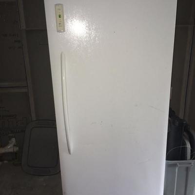 frigidaire upright deep freeze  working condition  
