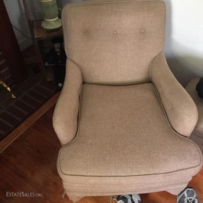 Chair with Ottoman a