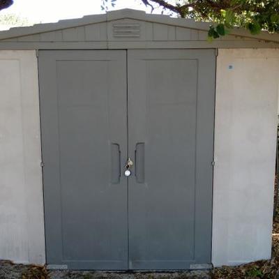 KETER Shed, 7'x9'x9'.  