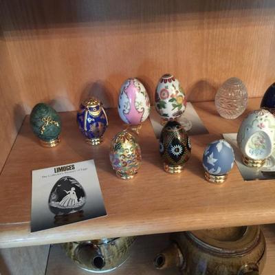 Franklin Mint collectors Eggs from around the world 