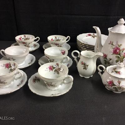 Royal Sealy Moss Rose china tea set