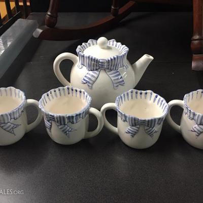 Haldon teapot and cups