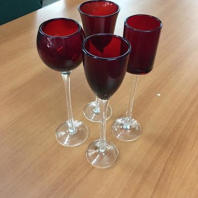 Port glasses