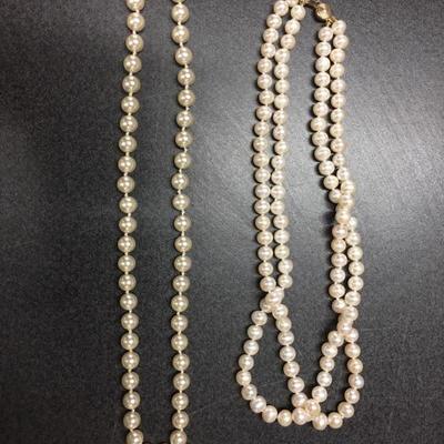 Two strands cultured pearls