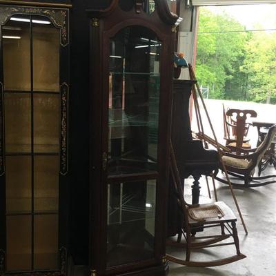 Corner display cabinet
