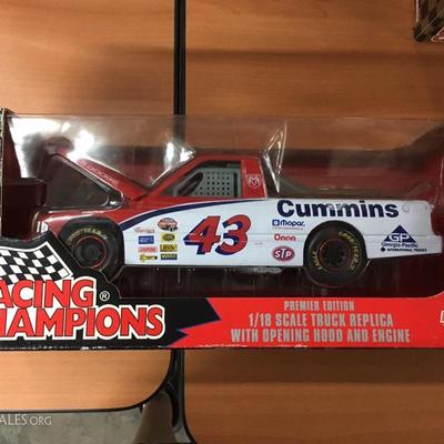 Die cast truck number 43 Cummins