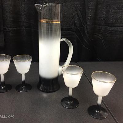 Vintage ombre cocktail pitcher/glasses