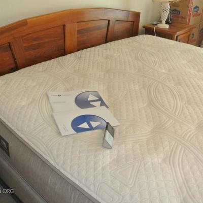 cal king sleep number bed , great condition 