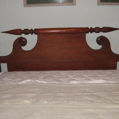 Antique mahogany 4 poster rope bed with new mattress
