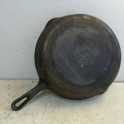 Griswold Cast Iron Skillet  and more cast iron skillets available