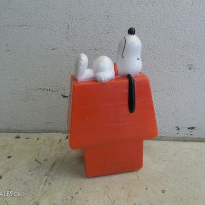 Vintage Snoopy Coin Bank