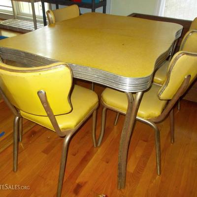 Mid-century dinette table and 4 chairs $165