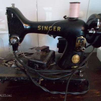 Singer sewing machine $95