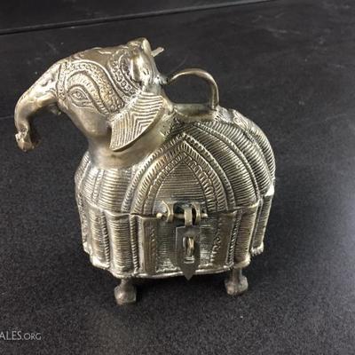 Hand cast Dhokra elephant jewelry box
