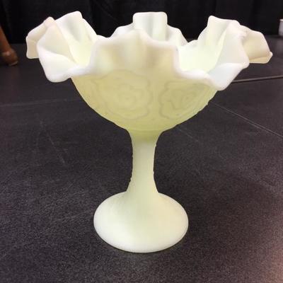 Fenton pedestal bowl
