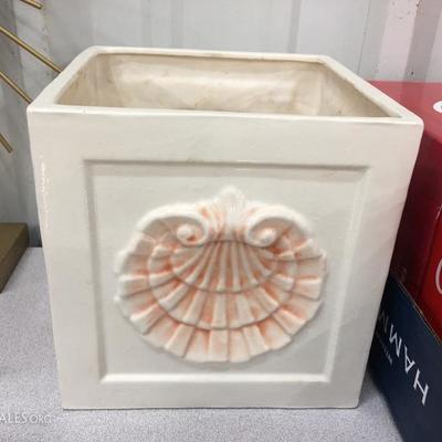 Seashell planter