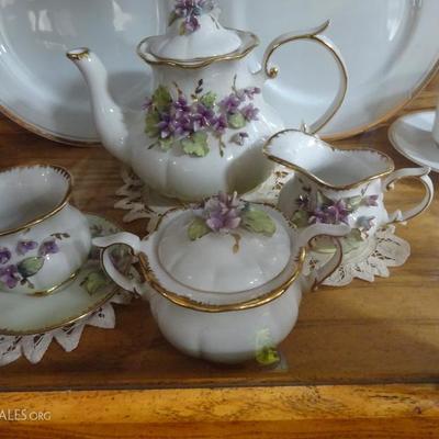 vintage teapot set