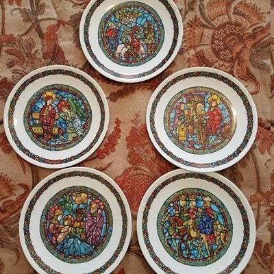 Nativity Collector Plates