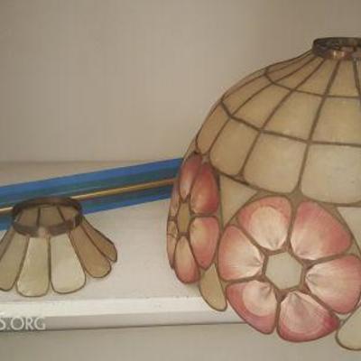 HKCT072 Capiz Shell Tiffany-Style Lamp Shade & More
