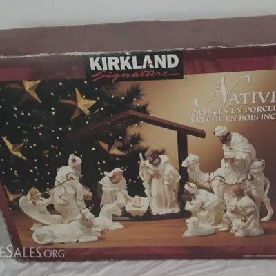 HKCT064 Brand New Kirkland 12-Piece Porcelain Nativity Set
