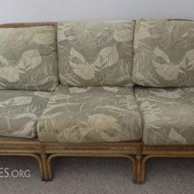 HKCT041 Vintage Rattan Sofa with Tropical Print

