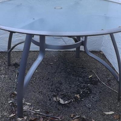 HKCT001 Large Glass Round Patio Table
