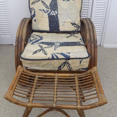 HKCT040 Vintage Rattan Lounge Chair and Footrest
