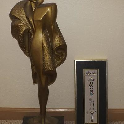 HKCT034 Large Statue of Sophisticated Woman & Framed Egyptian Picture
