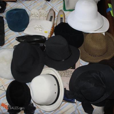 Box lot of women's hats
