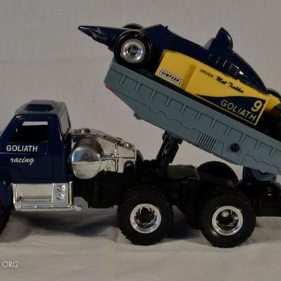 M.A.S.K Goliath Vehicle:  Includes figurines of Matt Trakker with Shroud mask and Nevada Rushmore without mask. All parts working....