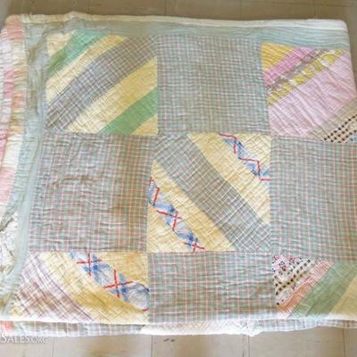 Sweet vintage handmade quilt. Needs repair.