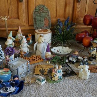 household decorations such as small figures, and more