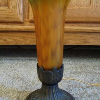 Andrea by Sadek reproduction Deco tulip shade lamp. 