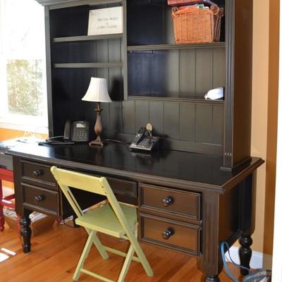 Pottery barn desk with hutch