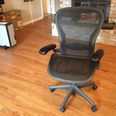 mesh office chair