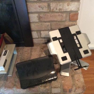 laptop stands