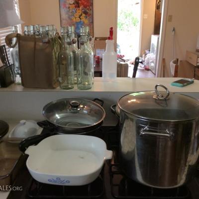baking dishes and pots
