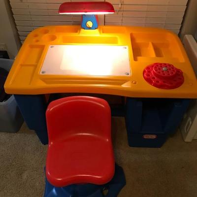 kids work desk