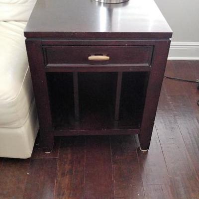 Havertys Mid-Town End Table