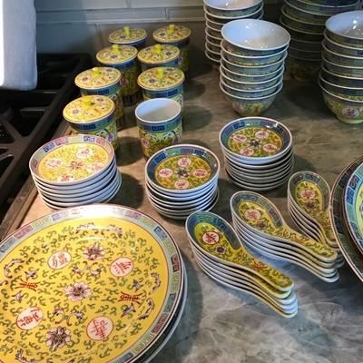 Custom Made Vintage 1960 Chinese Famille Yellow Porcelain Dishes & Tea Set 150 Pieces