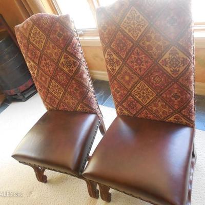 2 Fabric Leather Side Chairs
Set of 2
Price $260