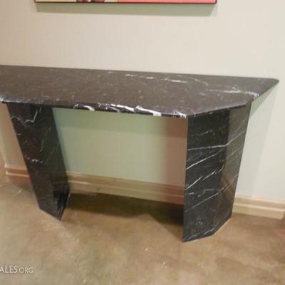 Marble Entry Pce
Price - $450