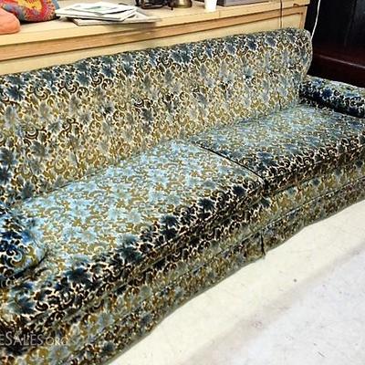 Mid Century Tufted Velvet Sofa