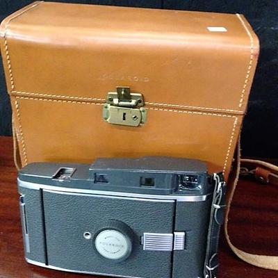Polaroid Model 150 Land Camera
