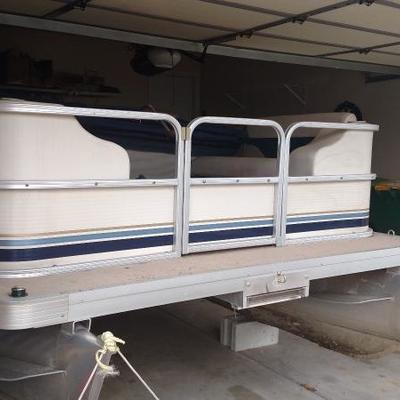 2002 Sweetwater Challenger 180eX boat 